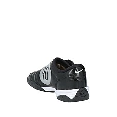 Спортивне взуття NIKE