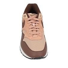 Спортивне взуття NIKE