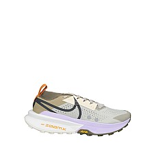 Спортивне взуття NIKE