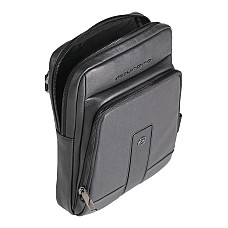 Сумки з довгими ручками PIQUADRO