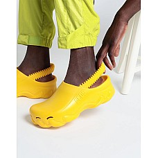 Мюлі та сабо GCDS