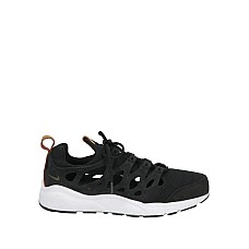 Спортивне взуття NIKE