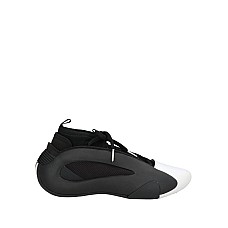 Спортивне взуття ADIDAS