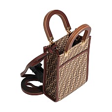 Сумки на руку FENDI