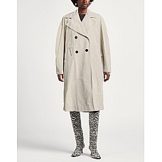 Двуборотные пальто HACHE