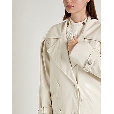 Двуборотные пальто CHIARA FERRAGNI