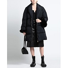 Пуховики MOSCHINO