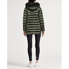 Пуховики COLMAR