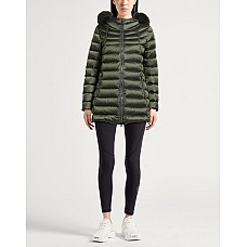 Пуховики COLMAR