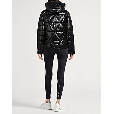 Пуховики EA7